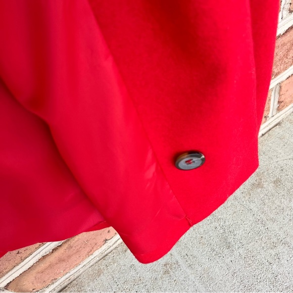 Harve Benard ladies long red dress coat. Size 16 - Picture 8 of 15